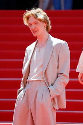 Filip Schnack at the premiere of the feature film Sound of Falling at the Festival de Cannes 2025 78 Cannes International Film Festival at the Palais des Festivals Cannes, 14 05 2025 Foto:xD.xBedrosianx xFuturexImagex falling_5520