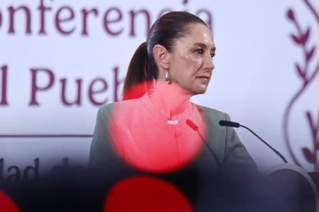 Mexico™s President Claudia Sheinbaum Holds Briefing Mexico™s President Claudia Sheinbaum Pardo, speaks about the possibility of remittances being taxed at 5% from the United States during a briefing conference at National Palace. on May 14, 2025 in Mexico City, Mexico. (Photo by Carlos Santiago Eyepix Group) Copyright: xCarlosxSantiago xEyepixxGroupx CS_14052025_155491