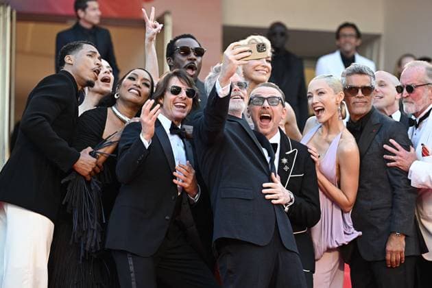 Internationale Filmfestspiele von Cannes, Mission Impossible - The Final Reckoning Premiere Cannes - Mission Impossible - The Final Reckoning Red Carpet (L-R) Greg Tarzan Davis, Hayley Atwell, Angela Bassett, Tom Cruise, Tramell Tillman, Christopher McQuarrie, Hannah Waddingham, Simon Pegg, Pom Klementieff, Esai Morales and Erik Jendresen attend the Mission Impossible - The Final Reckoning red carpet at the 78th annual Cannes Film Festival at Palais des Festivals on May 14, 2025 in Cannes, France. Photo by David Niviere ABACAPRESS.COM Cannes France  Copyright: xNivierexDavid ABACAPRESS.COMx