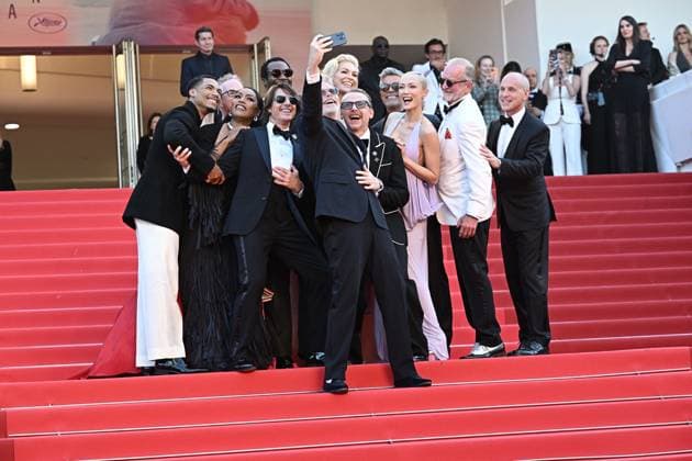 Internationale Filmfestspiele von Cannes, Mission Impossible - The Final Reckoning Premiere Cannes - Mission Impossible - The Final Reckoning Red Carpet (L-R) Greg Tarzan Davis, Hayley Atwell, Angela Bassett, Tom Cruise, Tramell Tillman, Christopher McQuarrie, Hannah Waddingham, Simon Pegg, Pom Klementieff, Esai Morales and Erik Jendresen attend the Mission Impossible - The Final Reckoning red carpet at the 78th annual Cannes Film Festival at Palais des Festivals on May 14, 2025 in Cannes, France. Photo by David Niviere ABACAPRESS.COM Cannes France  Copyright: xNivierexDavid ABACAPRESS.COMx