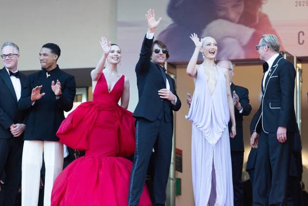 Internationale Filmfestspiele von Cannes, Mission Impossible - The Final Reckoning Premiere 78. Internationalen Filmfestspiele von Cannes 2025 - Eröffnung Cannes, Frankreich - 14.5.2024: Hayley Atwell, Tom Cruise and Pom Klementieff während des Roten Teppichs zu Roten Teppichs zu MISSION: IMPOSSIBLE - THE FINAL RECKONING während der 78. Internationalen Filmfestspiele von Cannes. Die 78. Internationalen Filmfestspiele von Cannes finden vom 13. bis 24. Mai 2025 statt. Provence-Alpes-CÃ te d™Azur