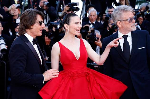 Tom Cruise, Hayley Atwell and Christopher McQuarrie at the premiere of the feature film Mission Impossible 8 The Final Reckoning at the Festival de Cannes 2025 78 Cannes International Film Festival at the Palais des Festivals Cannes, 14 05 2025 Foto:xD.xBedrosianx xFuturexImagex mission_prem_5515