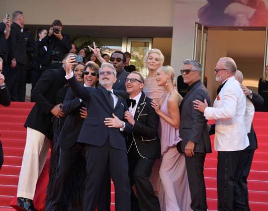Internationale Filmfestspiele von Cannes, Mission Impossible - The Final Reckoning Premiere Mission Impossible - The Final Reckoning Premiere at 78th Festival de Cannes - Cannes, France CANNES, FRANCE. May 14, 2025: Christopher McQuarrie, Greg Tarzan Davis, Angela Bassett, Tramell Tillman, Tom Cruise, Hannah Waddingham, Simon Pegg, Pom Klementieff, Esai Morales & Erik Jendresen at the premiere for Mission Impossible - The Final Reckoning at the 78th Festival de Cannes. Picture: Paul Smith Featureflash Cannes France Copyright: xPaulxSmithx xFeatureflashx