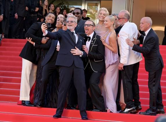 Internationale Filmfestspiele von Cannes, Mission Impossible - The Final Reckoning Premiere Mission Impossible - The Final Reckoning Premiere at 78th Festival de Cannes - Cannes, France CANNES, FRANCE. May 14, 2025: Christopher McQuarrie, Greg Tarzan Davis, Angela Bassett, Tramell Tillman, Tom Cruise, Hannah Waddingham, Simon Pegg, Pom Klementieff, Esai Morales, Erik Jendresen & Brian Robbins at the premiere for Mission Impossible - The Final Reckoning at the 78th Festival de Cannes. Picture: Paul Smith Featureflash Cannes France Copyright: xPaulxSmithx xFeatureflashx