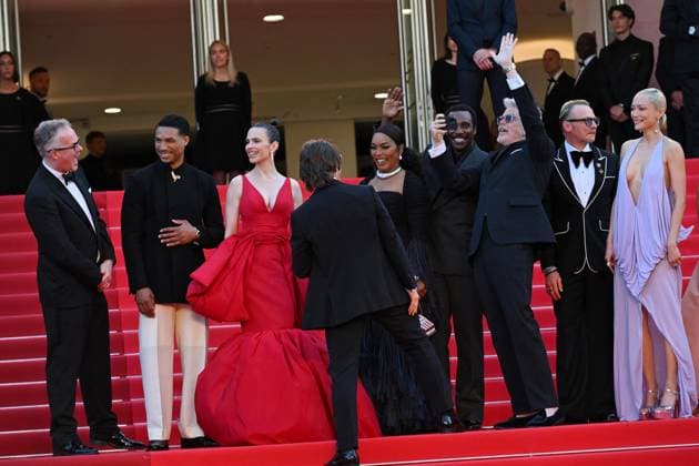 Internationale Filmfestspiele von Cannes, Mission Impossible - The Final Reckoning Premiere Cannes, 78th Cannes Film Festival 2025 - evening 2 - Red Carpet premiere of the film Mission: Impossible – The Final Reckoning Cannes, 78th Cannes Film Festival 2025 - evening 2 - Red Carpet premiere of the film Mission: Impossible – The Final Reckoning In the photo: Angela Bassett, Erik Jendresen, Eddie Hamilton, Greg Tarzan Davis, Hayley Atwell, Tom Cruise, Pom Klementieff, Simon Pegg, Esai Morales, Tramell Tillman, Hannah Waddingham, Christopher McQuarrie Cannes France Copyright: xIPA ABACAx