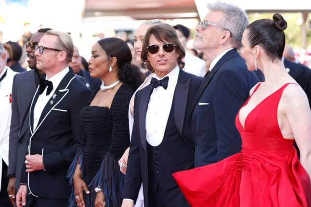 Trammell Tillman, Simon Pegg, Angela Bassett, Pom Klementieff, Tom Cruise, Christopher McQuarrie and Hayley Atwell at the premiere of the feature film Mission Impossible 8 The Final Reckoning at the Festival de Cannes 2025 78 Cannes International Film Festival at the Palais des Festivals Cannes, 14 05 2025 Foto:xD.xBedrosianx xFuturexImagex mission_prem_5564