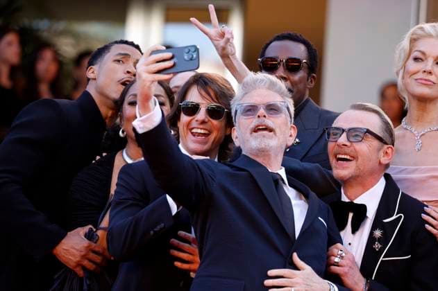 Greg Tarzan Davis, Angela Bassett, Tom Cruise, Christopher McQuarrie, Trammell Tillman, Simon Pegg and Hannah Waddingham at the premiere of the feature film Mission Impossible 8 The Final Reckoning at the Festival de Cannes 2025 78 Cannes International Film Festival at the Palais des Festivals Cannes, 14 05 2025 Foto:xD.xBedrosianx xFuturexImagex mission_prem_5577