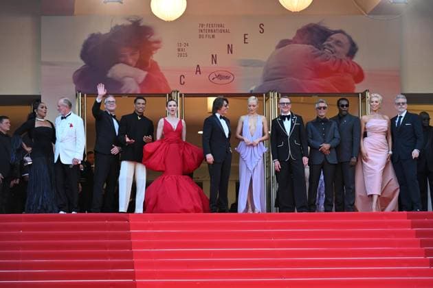 Cannes, France: Cannes, 78th Cannes Film Festival 2025 - evening 2 - Red Carpet premiere of the film Mission: Impossible The Final Reckoning In the photo: Angela Bassett, Erik Jendresen, Eddie Hamilton, Greg Tarzan Davis, Hayley Atwell, Tom Cruise, Pom Klementieff, Simon Pegg, Esai Morales, Tramell Tillman, Hannah Waddingham, Christopher McQuarrie Cannes France - ZUMAp169 20250514_zea_p169_1479 Copyright: xTerenghi Ipax