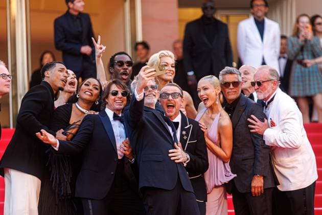 Festival de Cannes Premiere Mission Impossible The Final Reckoning Greg Tarzan Davis, Hayley Atwell, Angela Bassett, Tom Cruise, Trammell Tillman, Christopher McQuarrie, Hannah Waddingham, Simon Pegg, Pom Klementieff, Esai Morales and Brian Robbins at the premiere of Mission Impossible The Final Reckoning during the 78 Cannes Film Festival on 14 05 2025 Copyright: xEventpressxKochanx