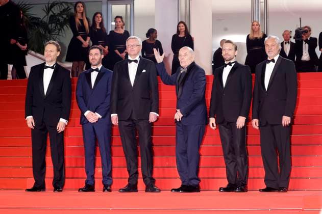 Anatoliy Beliy, Kevin Chneiweiss, Sergei Loznitsa, Aleksandr Filippenko, Aleksander Kuznetsov and Vytautas Kaniusonis at the premiere of the feature film Two Prosecutors Two Prosecutors at the Festival de Cannes 2025 78 Cannes International Film Festival at the Palais des Festivals Cannes, 14 05 2025 Foto:xD.xBedrosianx xFuturexImagex proscecutors_5510