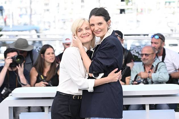 Cannes - Qui Brille au Combat Photocall Actresses Mélanie Laurent and Josephine Japy attend the Qui Brille au Combat (The Wonderers) photocall as part of the 78th Cannes Film Festival in Cannes, France on May 15, 2025. Photo by David Niviere ABACAPRESS.COM Cannes Provence-Alpes-Cote d Azur France  Copyright: xNivierexDavid ABACAPRESS.COMx