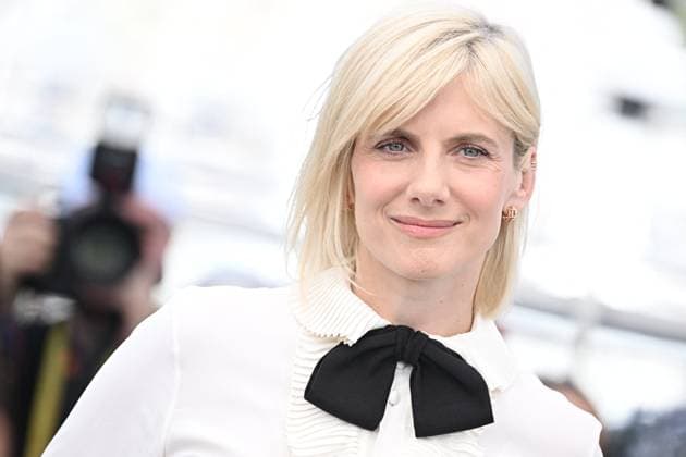 Cannes - Qui Brille au Combat Photocall Actresse Mélanie Laurent attend the Qui Brille au Combat (The Wonderers) photocall as part of the 78th Cannes Film Festival in Cannes, France on May 15, 2025. Photo by David Niviere ABACAPRESS.COM Cannes Provence-Alpes-Cote d Azur France  Copyright: xNivierexDavid ABACAPRESS.COMx