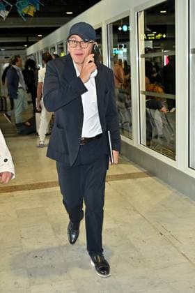 Cannes Dany Boon At Nice Airport JR Dany Boon arriving at Nice airport ahead 78th Cannes Film Festival in Nice, France on May, 15, 2025. Photo by Julien Reynaud APS-Medias ABACAPRESS.COM Nice France  Copyright: xReynaudxJulien APS-Medias ABACAx