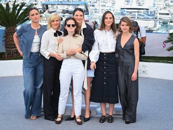 Cannes, 78th Cannes Film Festival 2025 - day 3 - photocall of Qui Brille au Combat (The Wonderers) Cannes, 78th Cannes Film Festival 2025 - day 3 - photocall of Qui Brille au Combat (The Wonderers) - in the photo: Angelina Woreth, Mélanie Laurent, Sevan Kalayjian Everitt, Josephine Japy, Yinka Bokinni , Sarah Pachoud, cannes France  Copyright: xIPA ABACAx
