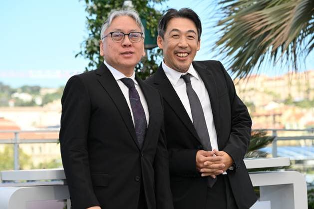 CINEMA : 78eme Festival de Cannes - Photocalls - 15 05 2025 CANNES, FRANCE - 15 MAI (G-D) : Kazuo ISHIGURO, Ecrivain, romancier, Kei ISHIKAWA, RÃ alisateur (Japon), lors du photocall du film Â« A Pale View of Hills Â» Un Certain Regard Â» lors du 78eme Festival de Cannes au Palais des Festivals le 15 mai 2025 Ã Cannes, France. CannesFrance  Copyright: xValentinaxClaretx
