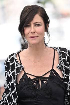 Cannes - Dalloway Photocall Anna Mouglalis attends the Dalloway photocall as part of the 78th Cannes Film Festival in Cannes, France on May 15, 2025. Photo by David Niviere ABACAPRESS.COM Cannes Provence-Alpes-Cote d Azur France  Copyright: xNivierexDavid ABACAPRESS.COMx