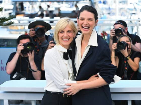 Cannes, France: Cannes, 78th Cannes Film Festival 2025 - day 3 - photocall of Qui Brille au Combat (The Wonderers) - in the photo: MÃ lanie Laurent, Josephine Japy, Cannes France  - ZUMAp169 20250515_zea_p169_049 Copyright: xAlbertoxTerenghix
