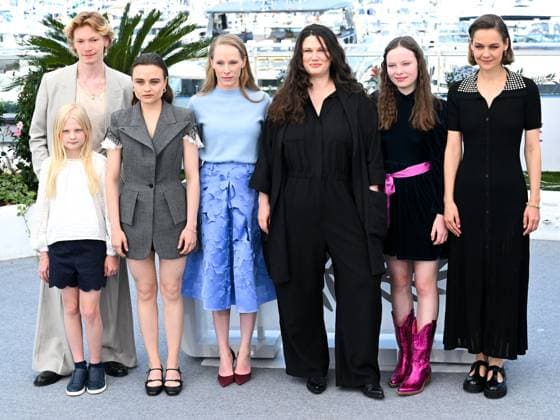 Cannes, Cannes, France: Cannes, 78th Cannes Film Festival 2025 - day 3 - Photocall of the film Sound of Falling. In the picture Luise Heyer, Laeni Geiseler, Mascha Schilinski, Susanne Wüst, Hanna Heckt, Lena Urzendowsky and Filip Schnack Cannes France  - ZUMAp169 20250515_zea_p169_057 Copyright: xAlbertoxTerenghix