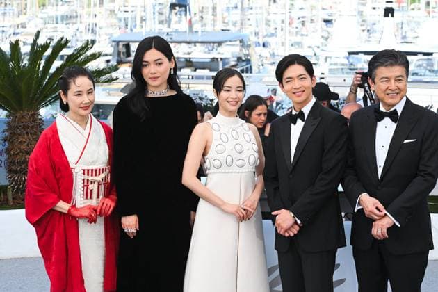 Cannes, 78th Cannes Film Festival 2025 - day 3 - Photocall of the film A Pale View of Hills Cannes, 78th Cannes Film Festival 2025 - day 3 - Photocall of the film A Pale View of Hills . In the picture Tomokazu Miura, Kouhei Matsushita, Suzu Hirose, Camilla Aiko and Yoh Yoshida Cannes Cannes France  Copyright: xIPA ABACAx