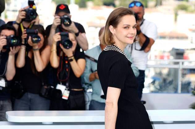 Luise Heyer at the photocall for the movie Sound of Falling Looking into the sun at the Festival de Cannes 2025 78 Cannes International Film Festival at the Palais des Festivals Cannes, 15 05 2025 Foto:xD.xBedrosianx xFuturexImagex falling_5563