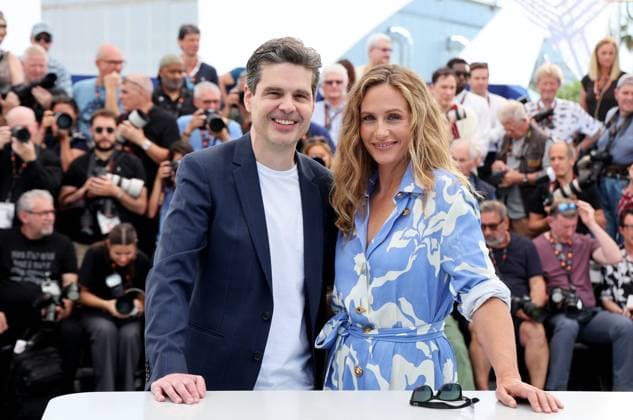 Photocall du film Dalloway lors du 78ème Festival International du Film de Cannes Yann Gozlan, Cécile de France Photocall du film Dalloway lors du 78ème Festival International du Film de Cannes le 15 mai 2025 Moreau Jacovidès Bestimage Photocall for the film Dalloway during the 78th Cannes International Film Festival on May 15, 2025 Cannes France  Copyright: xJACOVIDES-BORDE-MOREAUx xBESTIMAGExJACOVIDES-BORDE-MOREAUx xBESTIMAGEx