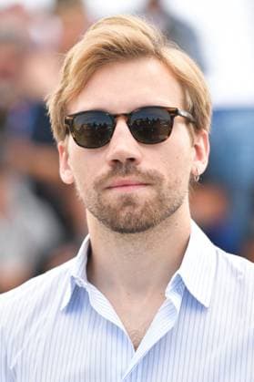 Cannes Two Prosecutors Photocall AM Aleksandr Kuznetsov attending the Two Prosecutors (Deux Procureurs) Photocall in Cannes, France on May 15, 2025 as part of the 78th Cannes Film Festival. Photo by Aurore Marechal ABACAPRESS.COM Cannes France  Copyright: xMarechalxAurore ABACAx