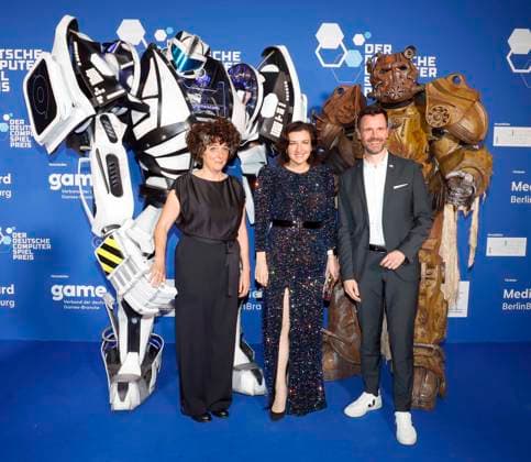 Sabiha Ghellal, Dorothee Bär and Felix Falk at the German Computer Game Award 2025