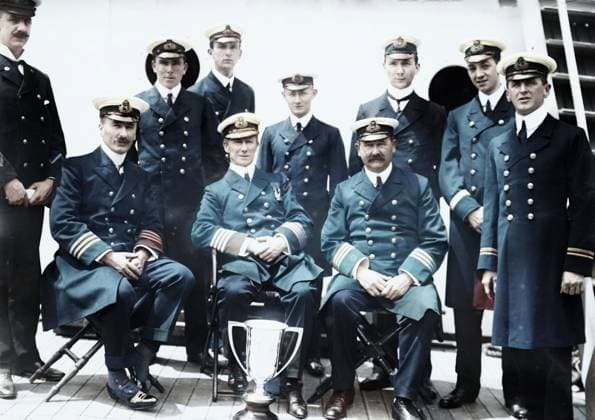 RECORD DATE NOT STATED Captain Rostron & under officers of Carpathia ship , 1912. Shows Captain Arthur Henry Rostron next to the silver loving cup presented to him in May 1912 by survivors of the Titanic in recognition of his heroism in their rescue. (Colorised black and white print). Copyright:xHeritagexArt HeritagexImagesxBainxNewsxServicex IMAGO, ! ACHTUNG: AUFNAHMEDATUM GESCHÄTZT!  Copyright:HeritagexArt HeritagexImagesxBainxNewsxServicex IMAGO