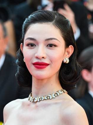 Cannes, France: Cannes, 78th Cannes Film Festival 2025 - evening 3 - red carpet of the film Dossier 137 (Case 137) - In the photo: Elaine Zhong Chuxi Cannes France  - ZUMAp169 20250515_zea_p169_619 Copyright: xManuelexMangiarottix