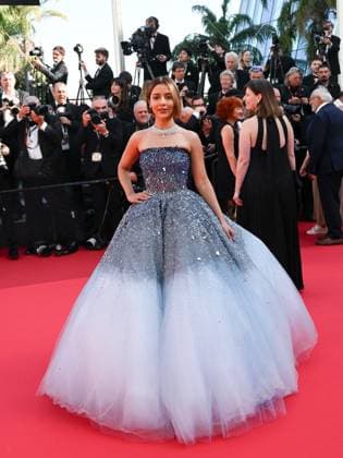 Cannes, Cannes, France: Cannes, 78th Cannes Film Festival 2025 - evening 3 - red carpet of the film Dossier 137 (case 137) - In the photo: Cannes France  - ZUMAp169 20250515_zea_p169_536 Copyright: xSimonexComix