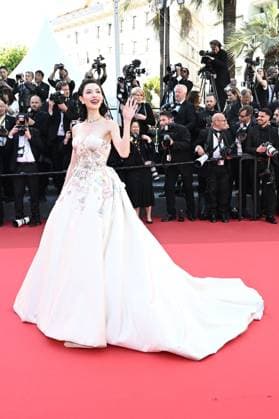 Cannes - Dossier 137 (Case 137) Red Carpet Elaine Zhong Chuxi attends the Dossier 137 (Case 137) red carpet on day 3 of the 78th annual Cannes Film Festival at Palais des Festivals on May 15, 2025 in Cannes, France. Photo by David Niviere ABACAPRESS.COM Cannes France  Copyright: xNivierexDavid ABACAPRESS.COMx