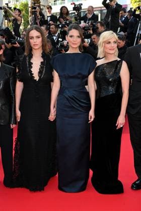 Cannes, 78th Cannes Film Festival 2025 - evening 3 - Red Carpet of the film Dossier 137 Cannes, 78th Cannes Film Festival 2025 - evening 3 - red carpet of the film Dossier 137 (case 137) In the photo: Angelina Woreth, Joséphine Japy, Mélanie Laurent Cannes France  Copyright: xIPA ABACAx