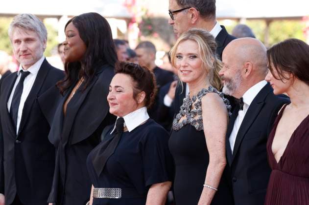 Stanislas Merhar, Guslagie Malanda, Sandra Colombo, Dominik Moll, Lea Drucker, Gilles Marchand and Mathilde Roehrich at the premiere of the feature film Dossier 137 Case 137 at the Festival de Cannes 2025 78 Cannes International Film Festival at the Palais des Festivals Cannes, 15 05 2025 Foto:xD.xBedrosianx xFuturexImagex dossier_5505