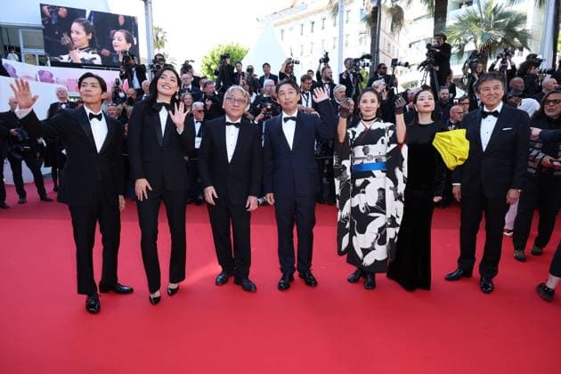 Dossier 137 (Case 137) Red Carpet at the 78th Annual Cannes Film Festival Tomokazu Miura, Suzu Hirose, Yoh Yoshida, Kei Ishikawa, Kazuo Ishiguro, Camilla Aiko and Kouhei Matsushita - Dossier 137 (Case 137) Red Carpet at the 78th Annual Cannes Film Festival in Cannes, France on May 15, 2025.  Copyright: x Chassery+Courdjix