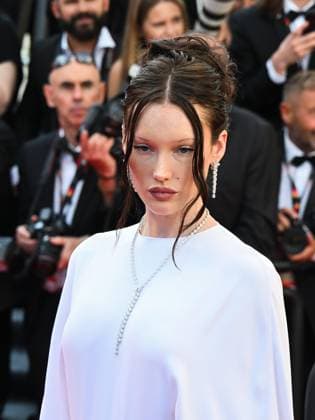 Cannes, 78th Cannes Film Festival 2025 - evening 3 - red carpet of the film Dossier 137 (Case 137) - In the photo: Meredith Duxbury  Copyright: xManuelexMangiarottix xipa-agency.netx xPoolxPhotoxEventsx05x IPA_Agency_IPA57735494