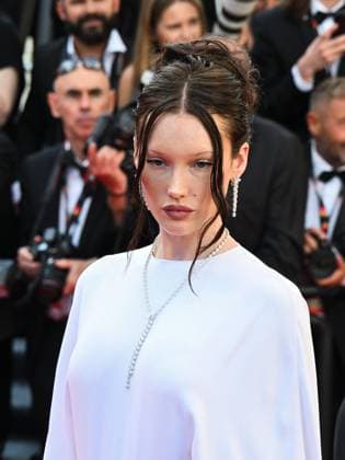 Cannes, 78th Cannes Film Festival 2025 - evening 3 - red carpet of the film Dossier 137 Cannes, 78th Cannes Film Festival 2025 - evening 3 - red carpet of the film Dossier 137 (Case 137) - In the photo: Meredith Duxbury cannes France  Copyright: xIPA ABACAx