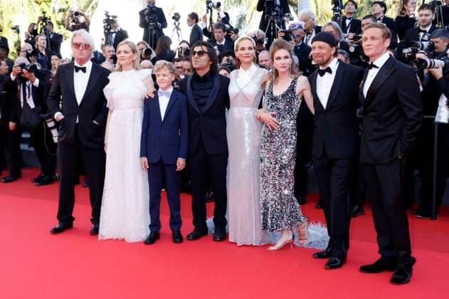 Team and cast of Amrum Detlev Buck, Laura Tonke, Jasper Billerbeck, Fatih Akin, Diane Kruger, Lisa Hagmeister, Lars Jessen and Matthias Schweighöfer at the premiere of the feature film Dossier 137 Case 137 at the Festival de Cannes 2025 78 Cannes International Film Festival at the Palais des Festivals Cannes, 15 05 2025 Foto:xD.xBedrosianx xFuturexImagex dossier_5540