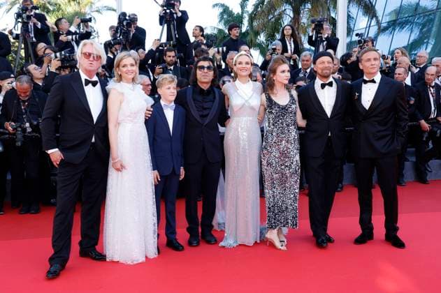 Team and cast of Amrum Detlev Buck, Laura Tonke, Jasper Billerbeck, Fatih Akin, Diane Kruger, Lisa Hagmeister, Lars Jessen and Matthias Schweighöfer at the premiere of the feature film Dossier 137 Case 137 at the Festival de Cannes 2025 78 Cannes International Film Festival at the Palais des Festivals Cannes, 15 05 2025 Foto:xD.xBedrosianx xFuturexImagex dossier_5544