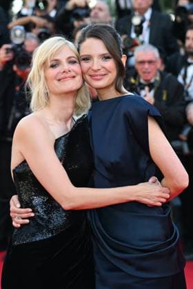 78eme Festival International du Film de Cannes Montée des marchesdu film Dossier 137 78th International Cannes Film Festival Red Carpet of Dossier 137 movie Festival de Cannes 2025 Red carpet Dossier 137 Melanie Laurent, Josephine Japy 444308 2025 05 15  Copyright: xLionelxGuericolas MPPx STAR_444308_069