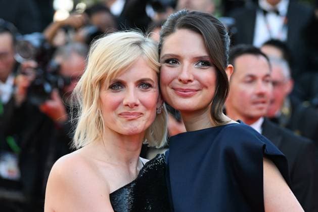 78eme Festival International du Film de Cannes Montée des marchesdu film Dossier 137 78th International Cannes Film Festival Red Carpet of Dossier 137 movie Festival de Cannes 2025 Red carpet Dossier 137 Melanie Laurent, Josephine Japy 444308 2025 05 15  Copyright: xLionelxGuericolas MPPx STAR_444308_073