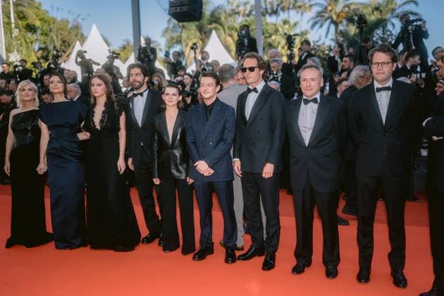 78eme Festival International du Film de Cannes Montée des marchesdu film Dossier 137 78th International Cannes Film Festival Red Carpet of Dossier 137 movie 444307 2025 05 15 Alpes Maritimes Cannes France Laurent, Mélanie Japy, Joséphine Woreth, Angelina Cardinal, Pierre Yves Pachoud, Sarah Kysyl, Felix Playoust, Antoine Clerc, François Playoust, Martin Tzipine, Nicolas  Copyright: xTerencexBaelenx STAR_444307_060