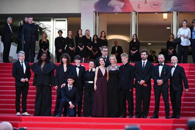 Cannes, 78th Cannes Film Festival 2025 - evening 3 - red carpet of the film Dossier 137 Cannes, 78th Cannes Film Festival 2025 - evening 3 - red carpet of the film Dossier 137 (case 137) - In the photo: Stanislas Merhar, Guslagie Malanda, Mathilde Riu, Côme Peronnet, Solàn Machado-Graner, Sandra Colombo, Dominik Moll, Mathilde Roehrich, Léa Drucker, Valentin Campagne, Theo Costa - Marini, Jonathan Turnbull and Gilles Marchand Cannes Cannes France  Copyright: xIPA ABACAx