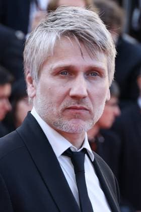 78eme Festival International du Film de Cannes Montée des marches du film Dossier 137 78th Cannes Film Festival Red carpet of the film Dossier 137 Stanislas Merhar 444311 2025 05 15 Cannes France  Copyright: xIsabellexVautierx xStarfacex STAR_444311_077