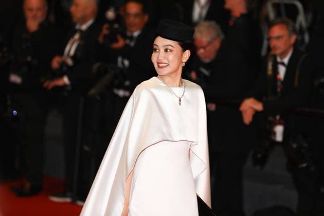 May 15, 2025, Cannes, Cote D azur, France: SONYA LOWE on the red carpet for the Sirat Premiere screening at the 78th Annual Cannes Film Festival at Palais des Festivals in Cannes, France Cannes France - ZUMAc179 20250515_zep_c179_257 Copyright: xMickaelxChavetx