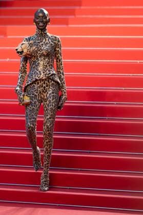 78eme Festival International du Film de Cannes Montée des marches du film Sirat Festival de Cannes 2025 Red carpet Sirat 444325 2025 05 15 Cannes France Akat Maruko Raan, Mitchell  Copyright: xEstellexCarlierx xStarfacex STAR_444325_003