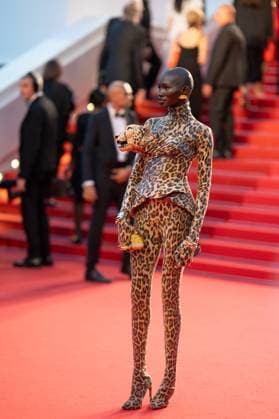 78eme Festival International du Film de Cannes Montée des marches du film Sirat Festival de Cannes 2025 Red carpet Sirat 444325 2025 05 15 Cannes France Akat Maruko Raan, Mitchell  Copyright: xEstellexCarlierx xStarfacex STAR_444325_004