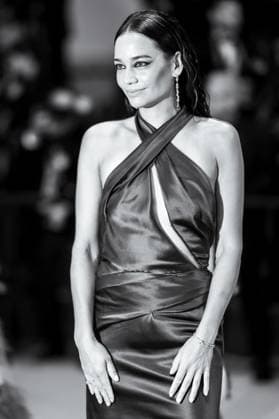 78eme Festival International du Film de Cannes Montée des marches du film Sirat Festival de Cannes 2025 Red carpet Sirat 444325 2025 05 15 Cannes France Lim, Alizé  Copyright: xEstellexCarlierx xStarfacex STAR_444325_005