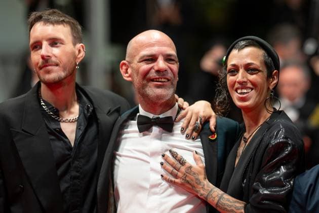 78eme Festival International du Film de Cannes Montée des marches du film Sirat Festival de Cannes 2025 Red carpet Sirat 444325 2025 05 15 Cannes France Oukid, Jade Bellamy, Richard Janvier, Tonin  Copyright: xEstellexCarlierx xStarfacex STAR_444325_009