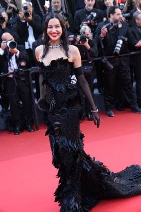 Dossier 137 (Case 137) red carpet in Cannes Irina Shayk at the Dossier 137 (Case 137) red carpet at the 78th annual Cannes Film Festival at Palais des Festivals on May 15, 2025 in Cannes, France CAP GOL GOL Cannes CÃ te d Azur France Copyright: xRickxGold CapitalxPicturesx