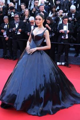 Dossier 137 (Case 137) red carpet in Cannes Veena Praveenar Singh at the Dossier 137 (Case 137) red carpet at the 78th annual Cannes Film Festival at Palais des Festivals on May 15, 2025 in Cannes, France CAP GOL GOL Cannes CÃ te d Azur France Copyright: xRickxGold CapitalxPicturesx